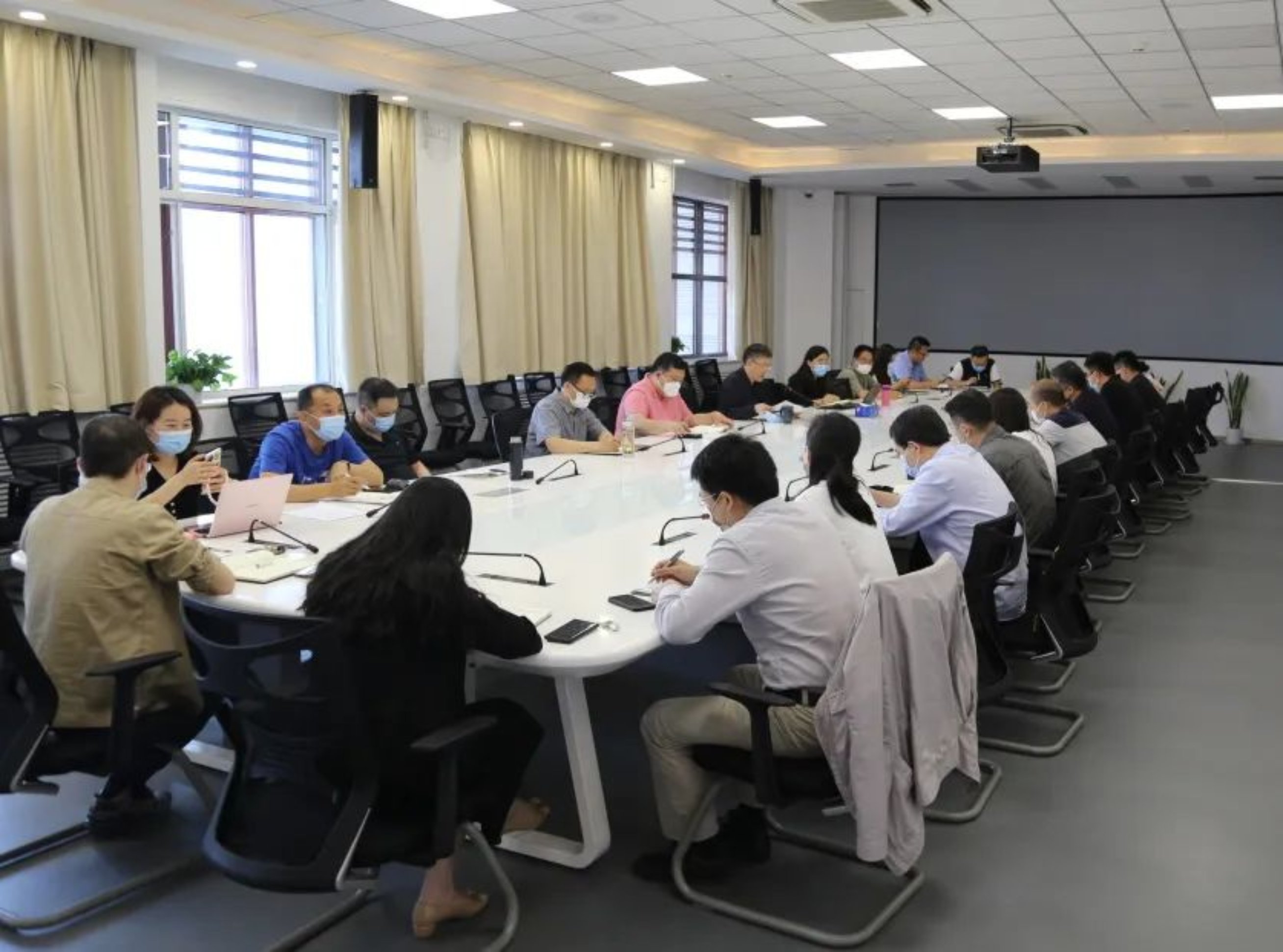 中国音乐学院召开疫情防控驻校专班工作会议